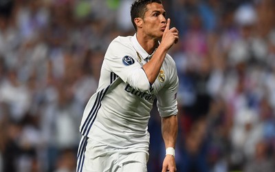 亿博电竞快讯-克瓦拉茨赫利亚快速反击中长途奔袭