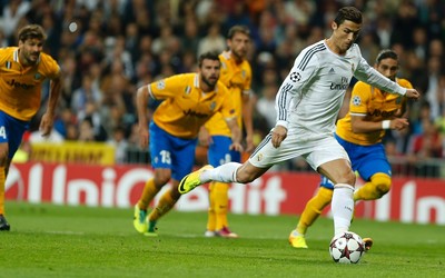 亿博电竞快讯-凯恩面对空门无私横传