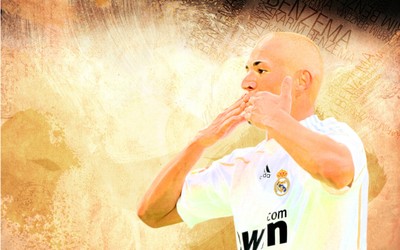 亿博电竞焦点-加拉格尔被换下时低头不语